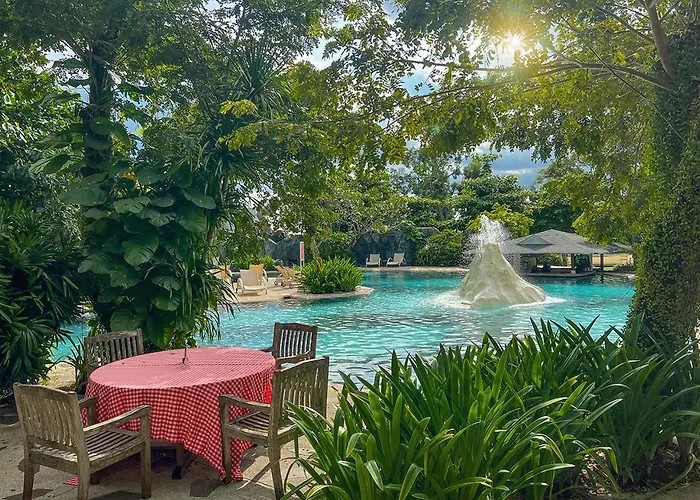 리조트 Plantation Bay A Real With A Real 5*