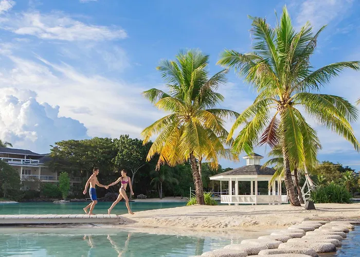 Plantation Bay A Real With A Real 리조트