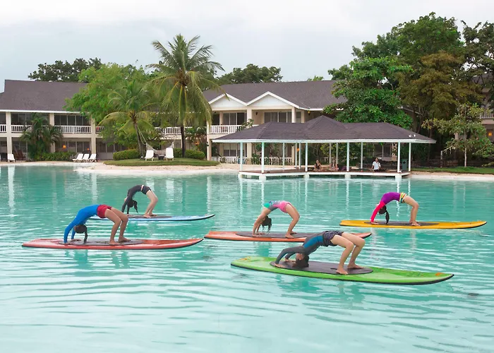 리조트 Plantation Bay A Real With A Real 5*